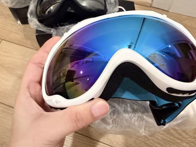 New in box multiple color goggles(10 left)