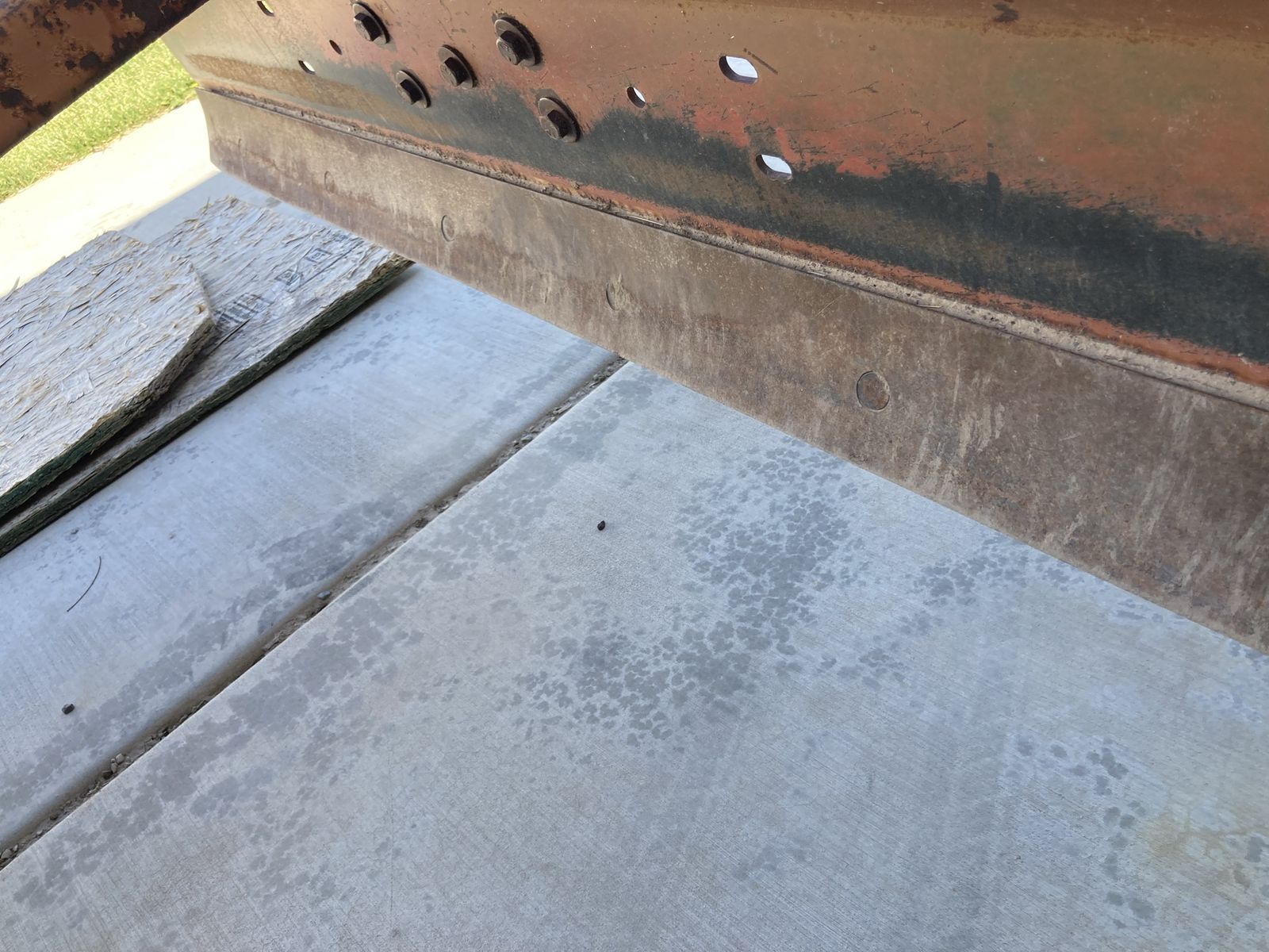 Main image 6