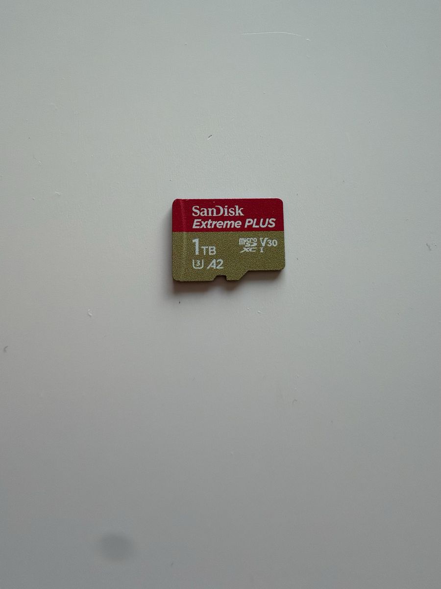 SanDisk Extreme PLUS 1TB microSDXC Memory Card (U3 A2 V30) - High-Speed Storage