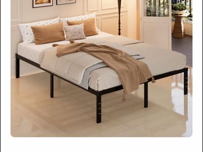 Maenizi California king metal bed frame
