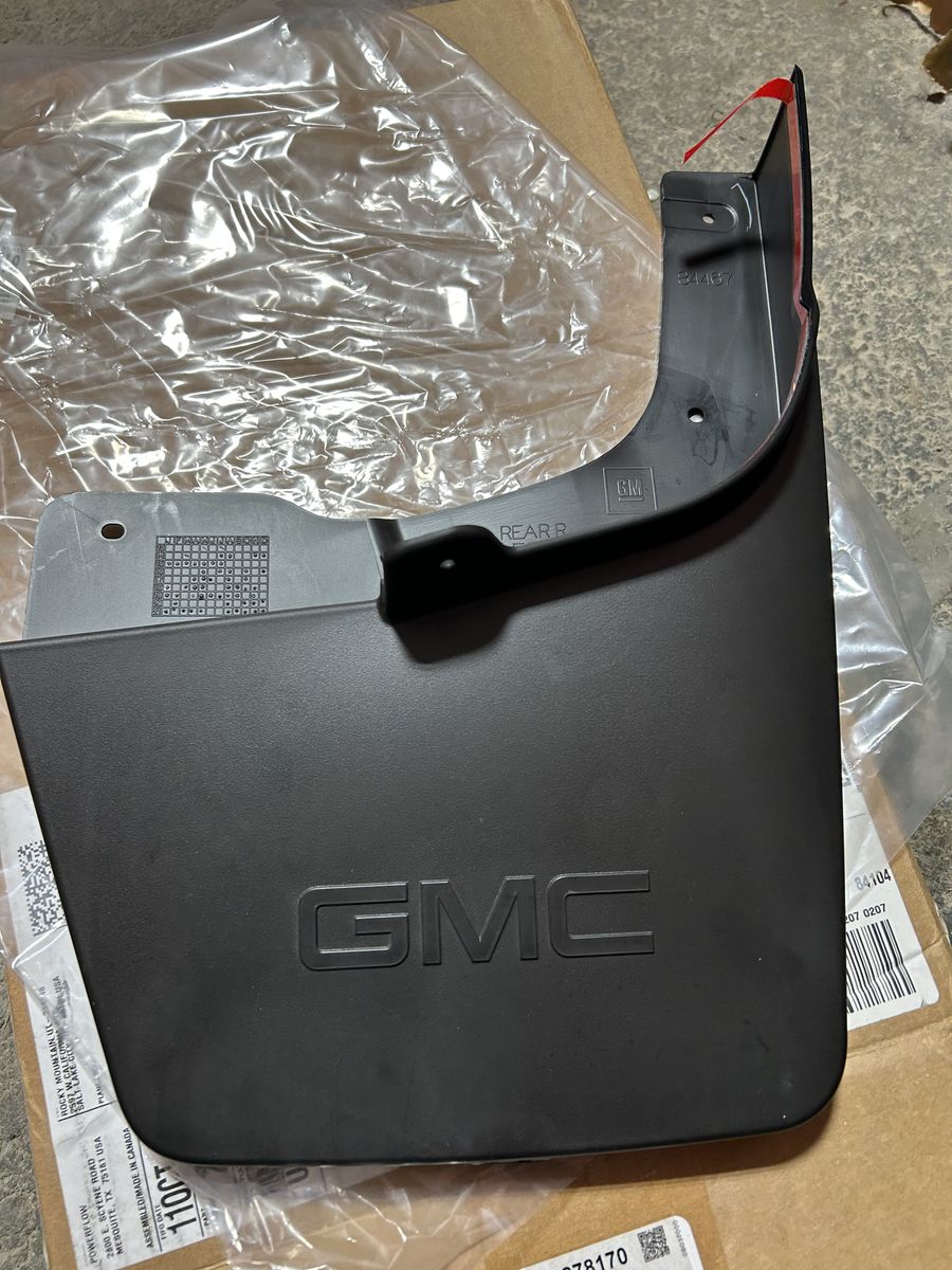 14-22 GMC Canyon Mud Guard