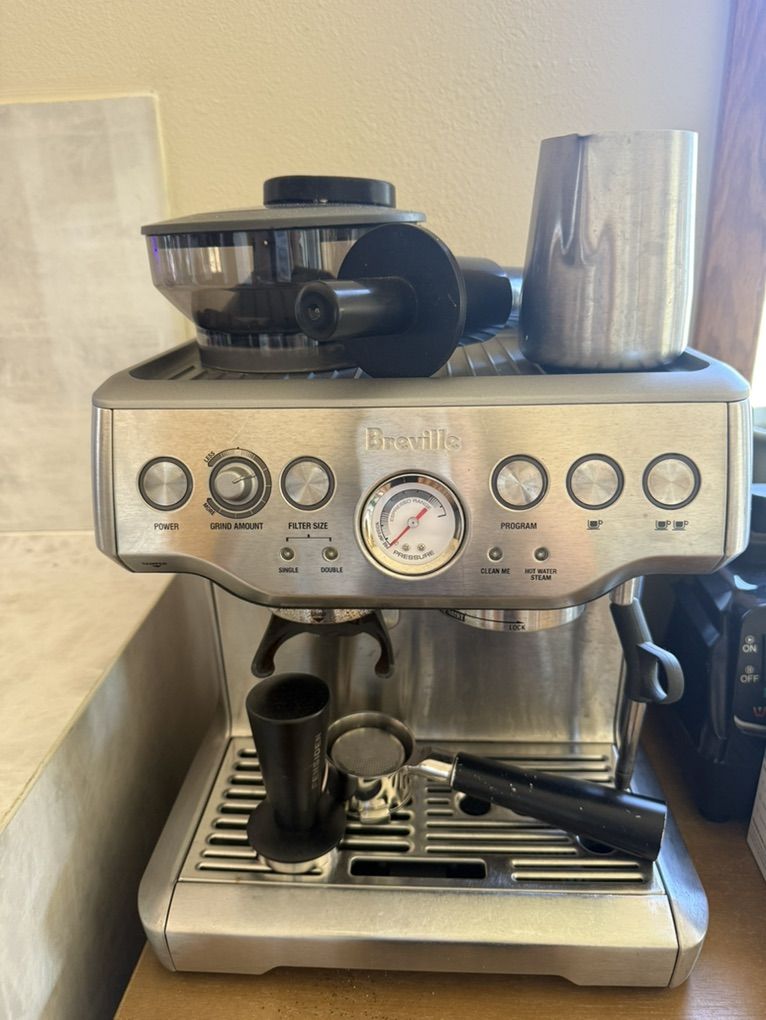 Breville Barista Express Machine with Grinder