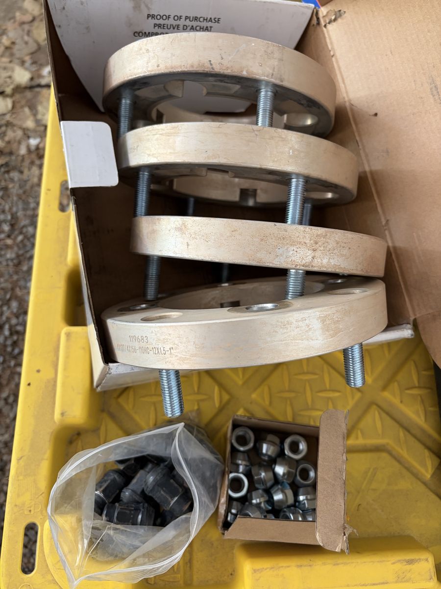 can-am to Polaris Wheel adapters / 1" spacers