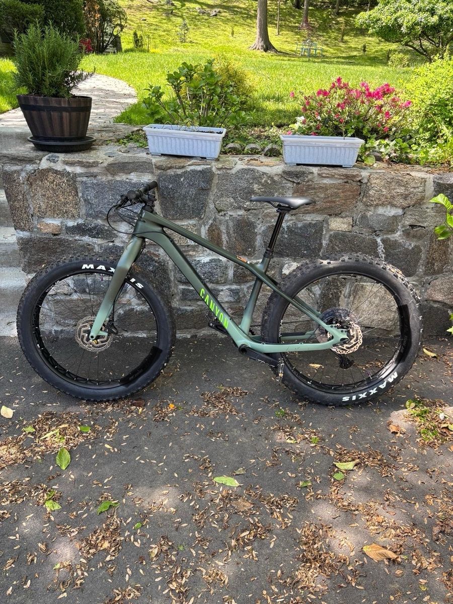Canyon Dude Fat Tire Bike - Size Medium