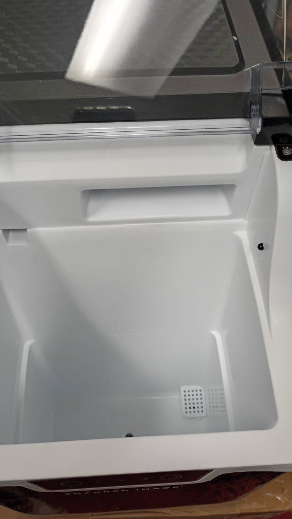 Main image 6