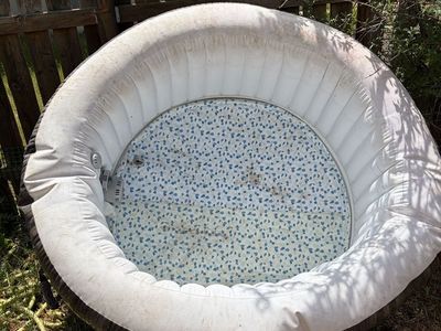 Coleman SaluSpa Bahamas 4-Person Inflatable Hot Tub - Wood Grain Design - Portable Spa