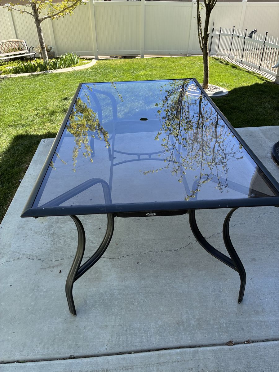 Rectangle patio table
