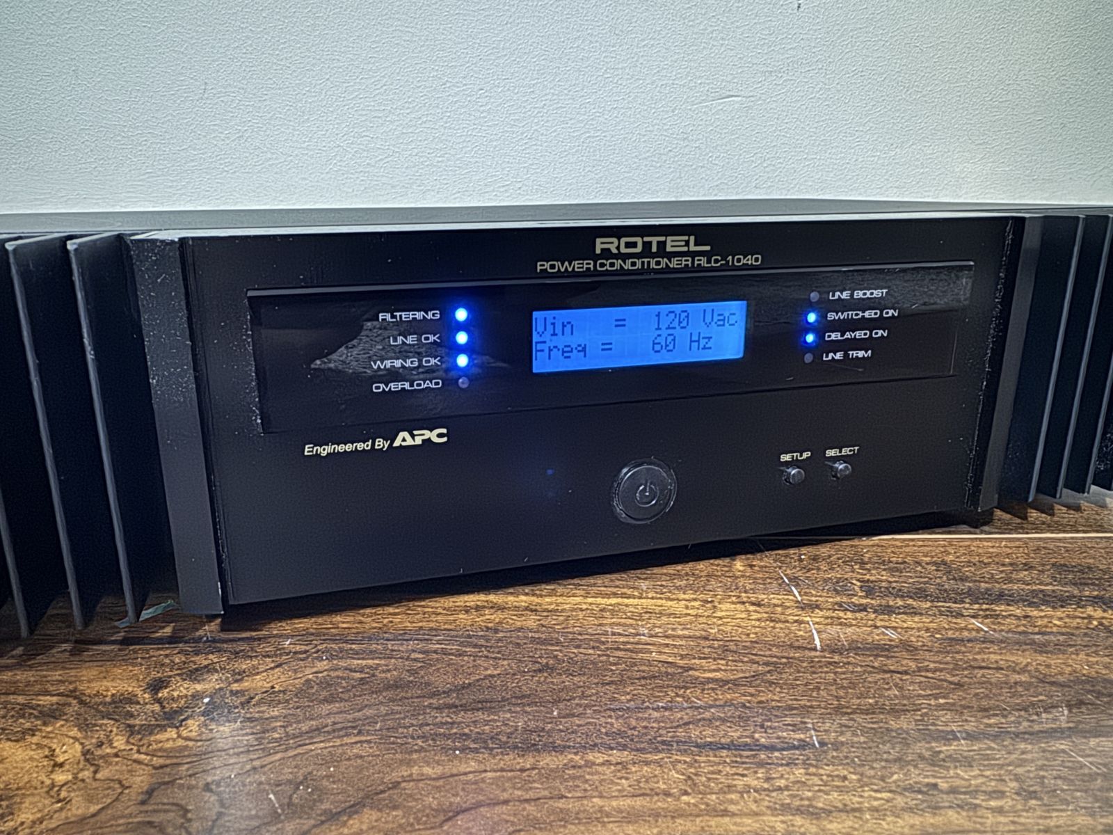 Rotel RLC-1040 Power Conditioner Engineered by APC Tested