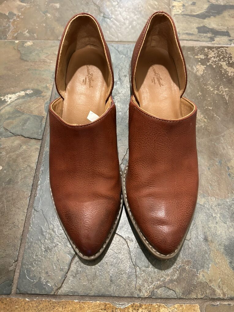 Cognac Brown Low Cut Bootie Pointed Toe