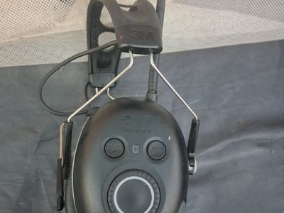 3M WorkTunes Connect Bluetooth Hearing Protection Earmuffs