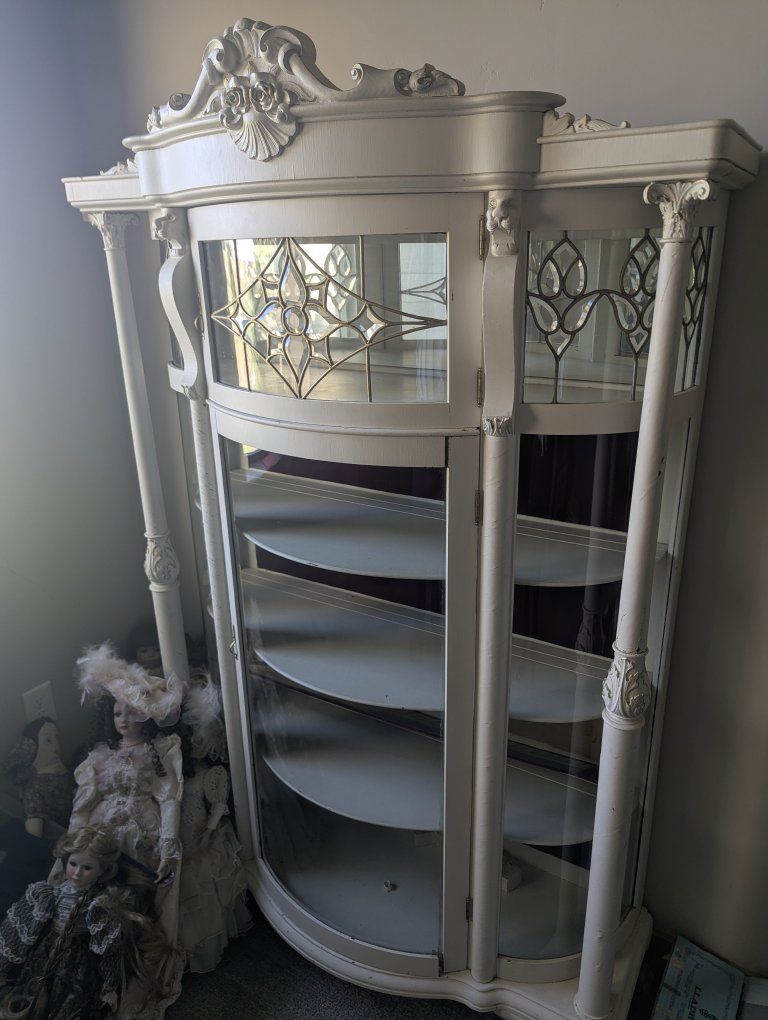 Ornate White Curio Cabinet Display Case with Glass Doors and Decorative Accents