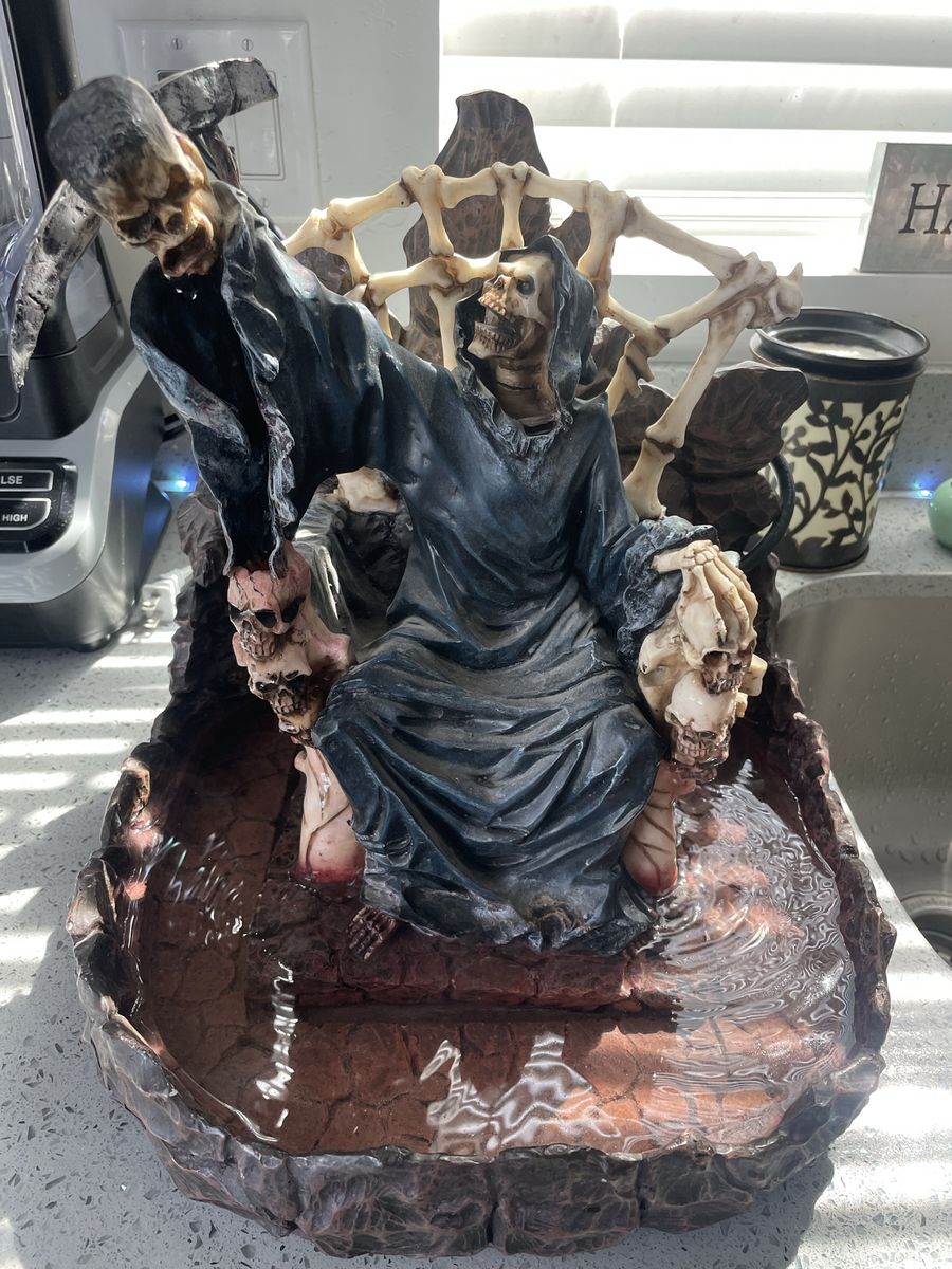 Skeleton Genre Water Fall