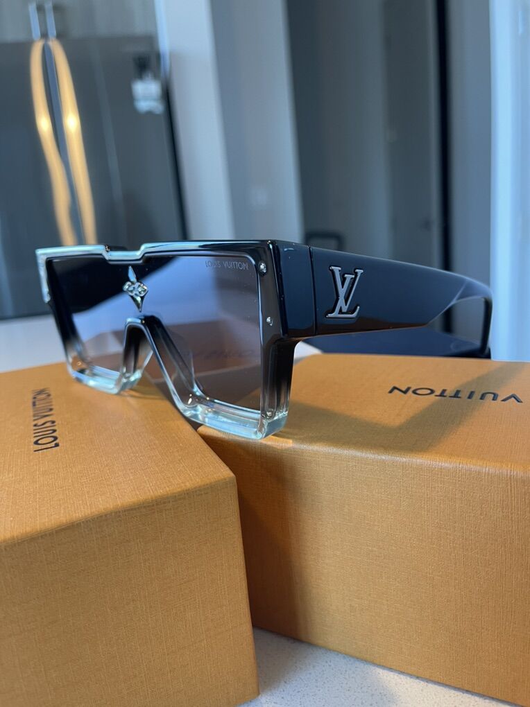 Louis Vuitton Cyclone Sunglasses
