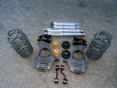 Belltech Street Performance Lowering Kit for Cadillac Escalade, Chevy, GM
