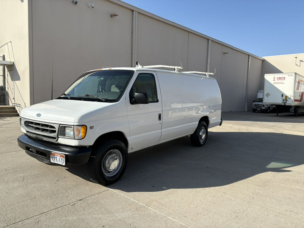 2001 Ford E-Series E-250