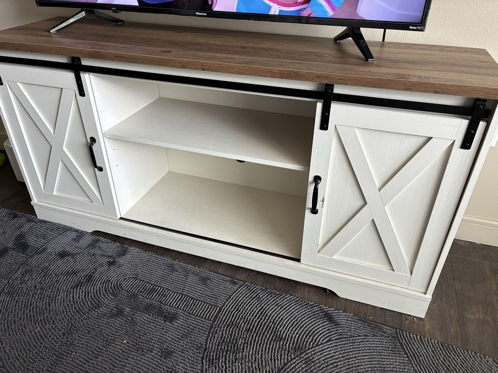 Tv stand