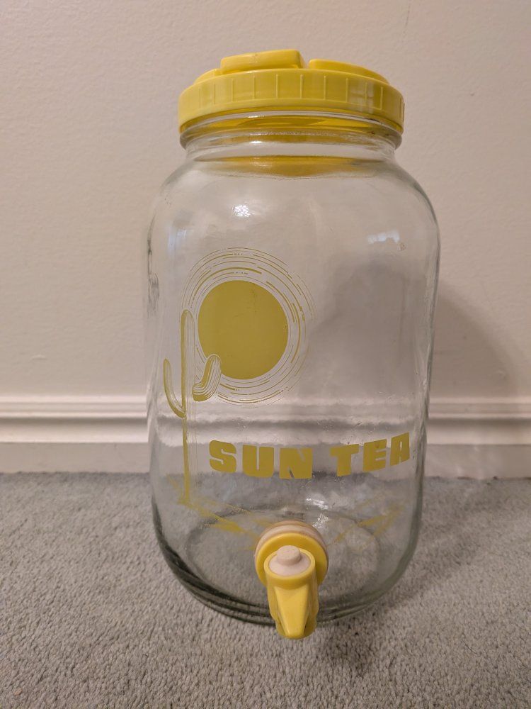 Sun Tea Glass Jar Dispenser with Cactus Design and Yellow Lid 1 gal
