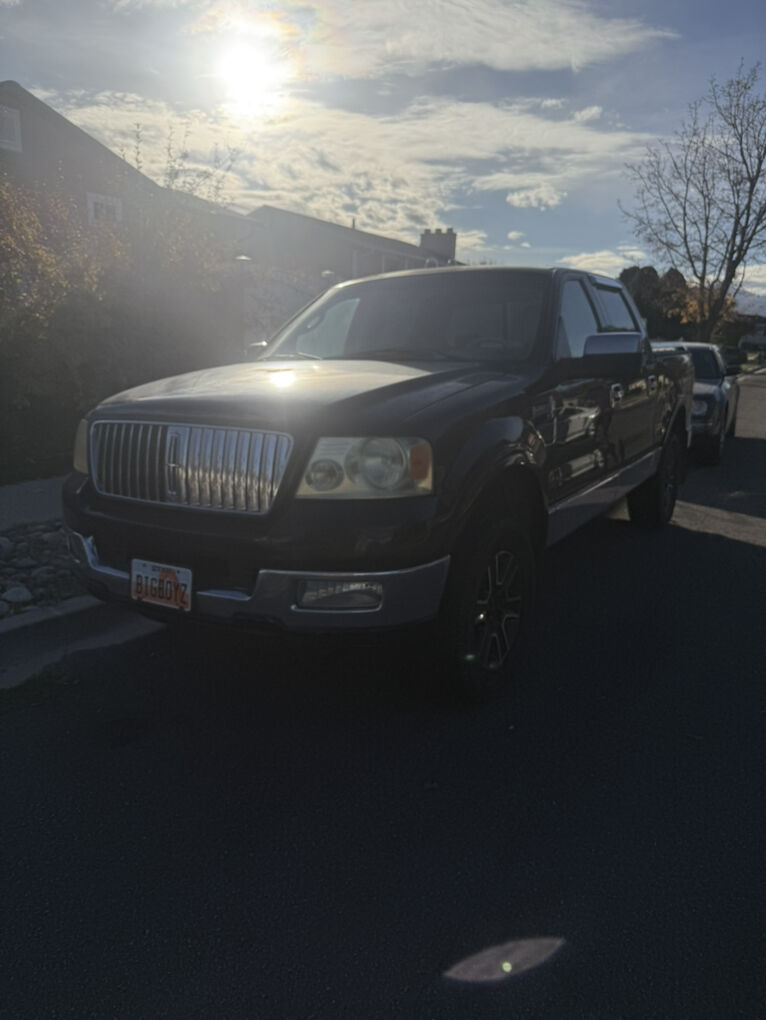 2006 LINCOLN MARK LT Base