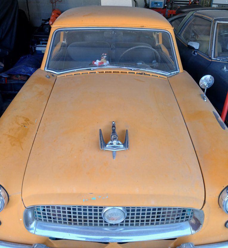 1957 Nash Metropolitan 