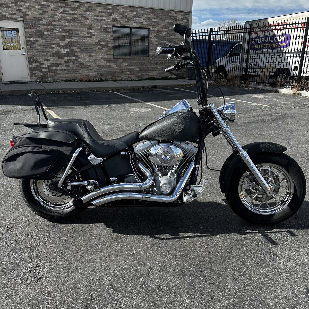 2004 Harley Davidson Softail - Cruiser