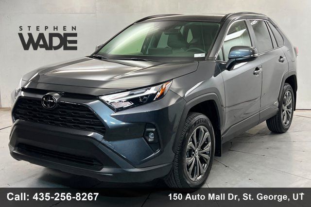 2025 Toyota RAV4 XLE Premium