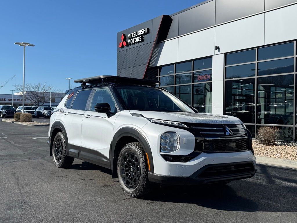 2026 Mitsubishi Outlander Trail Edition