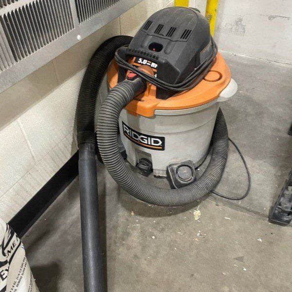 RIDGID 5.0HP Wet/Dry Shop Vacuum - Powerful and Versatile
