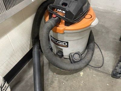 RIDGID 5.0HP Wet/Dry Shop Vacuum - Powerful and Versatile