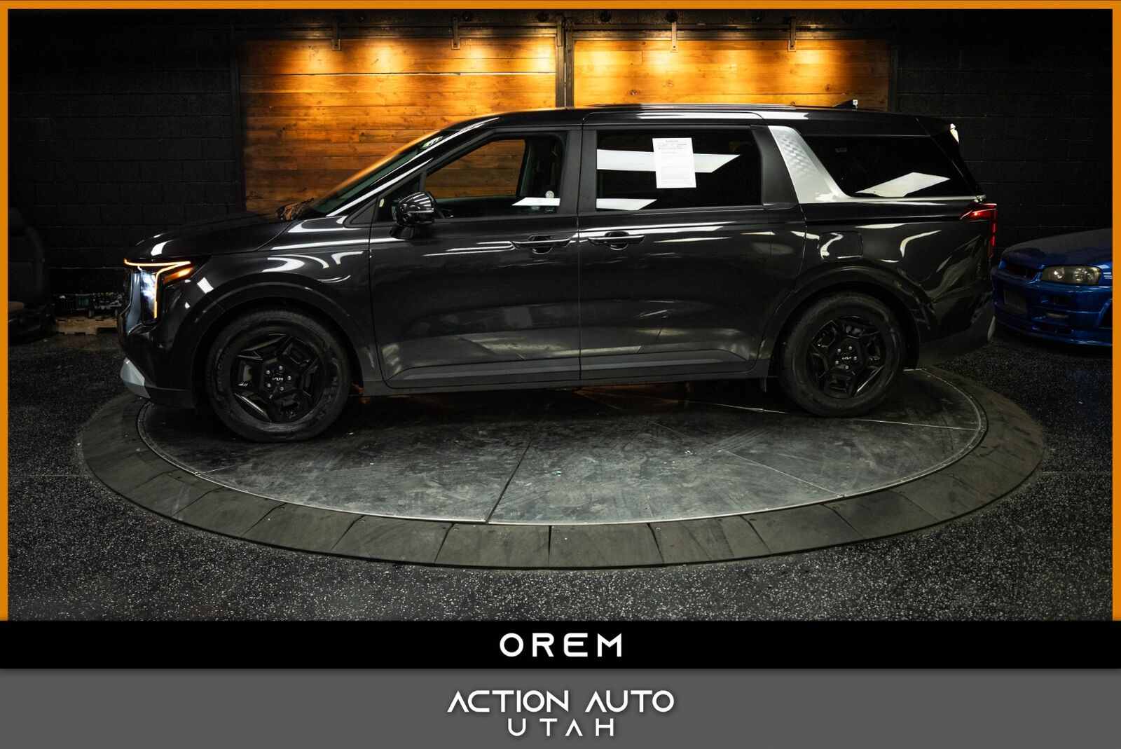 2025 Kia Carnival LXS