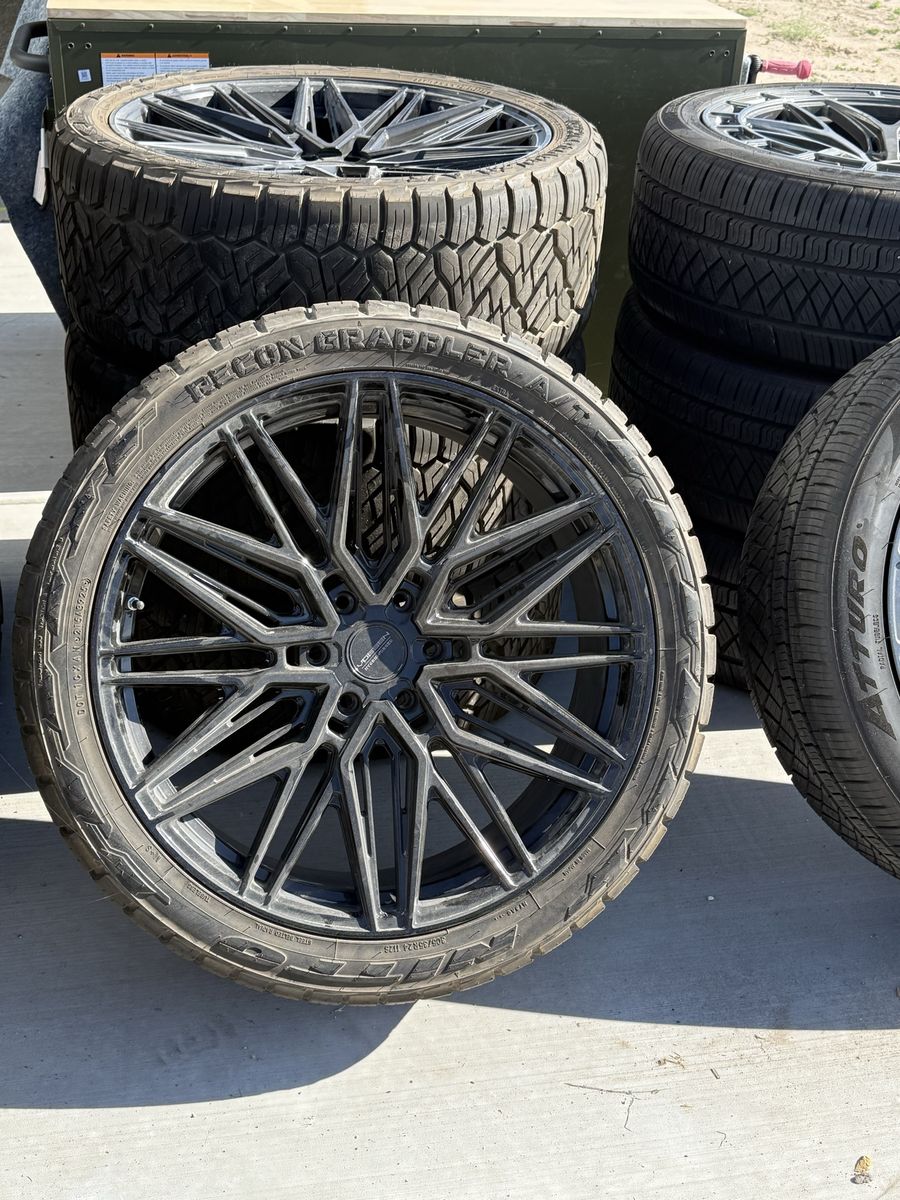 Vossen wheels with Nitto tires 24x10 6x139.7 (6x5.5)