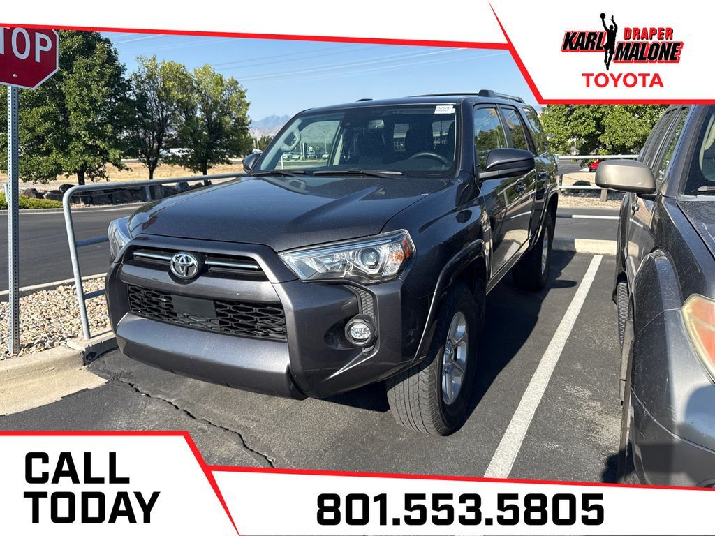 2022 Toyota 4Runner SR5