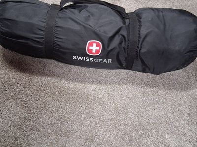 Swiss Grear Clean 2 to 3 Man Camping Tent Nice!