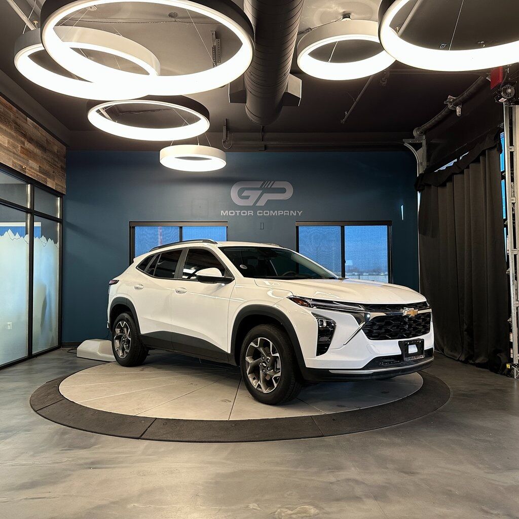 2025 CHEVROLET TRAX LT