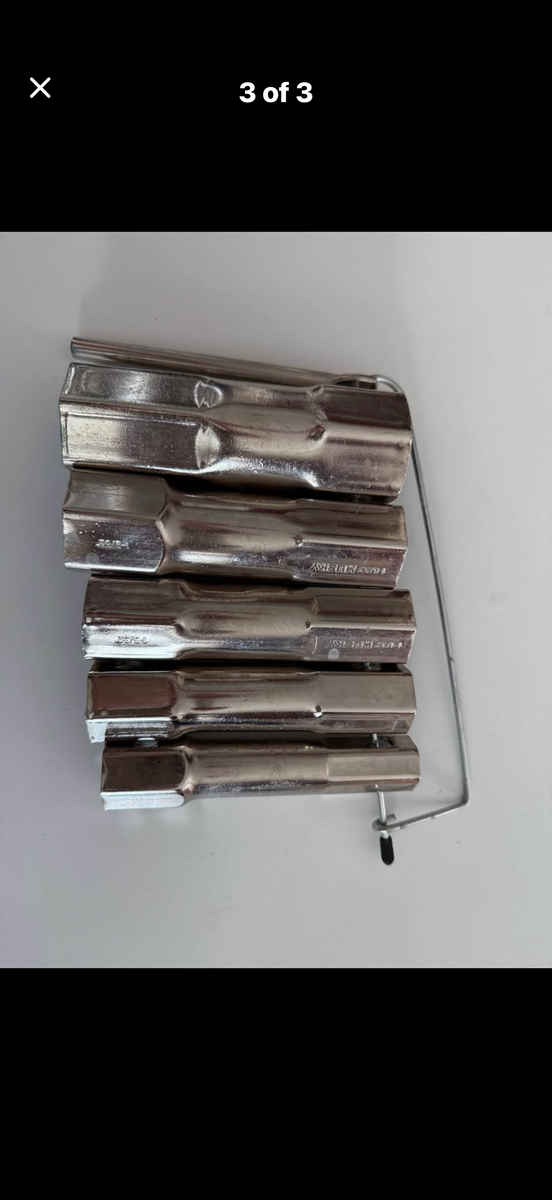 Main image 3
