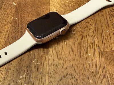 Apple Watch 4 - 40mm