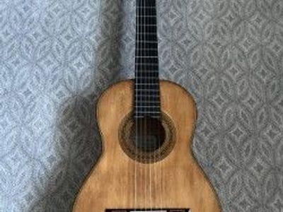 2025 La Canada Torres Classical Guitar