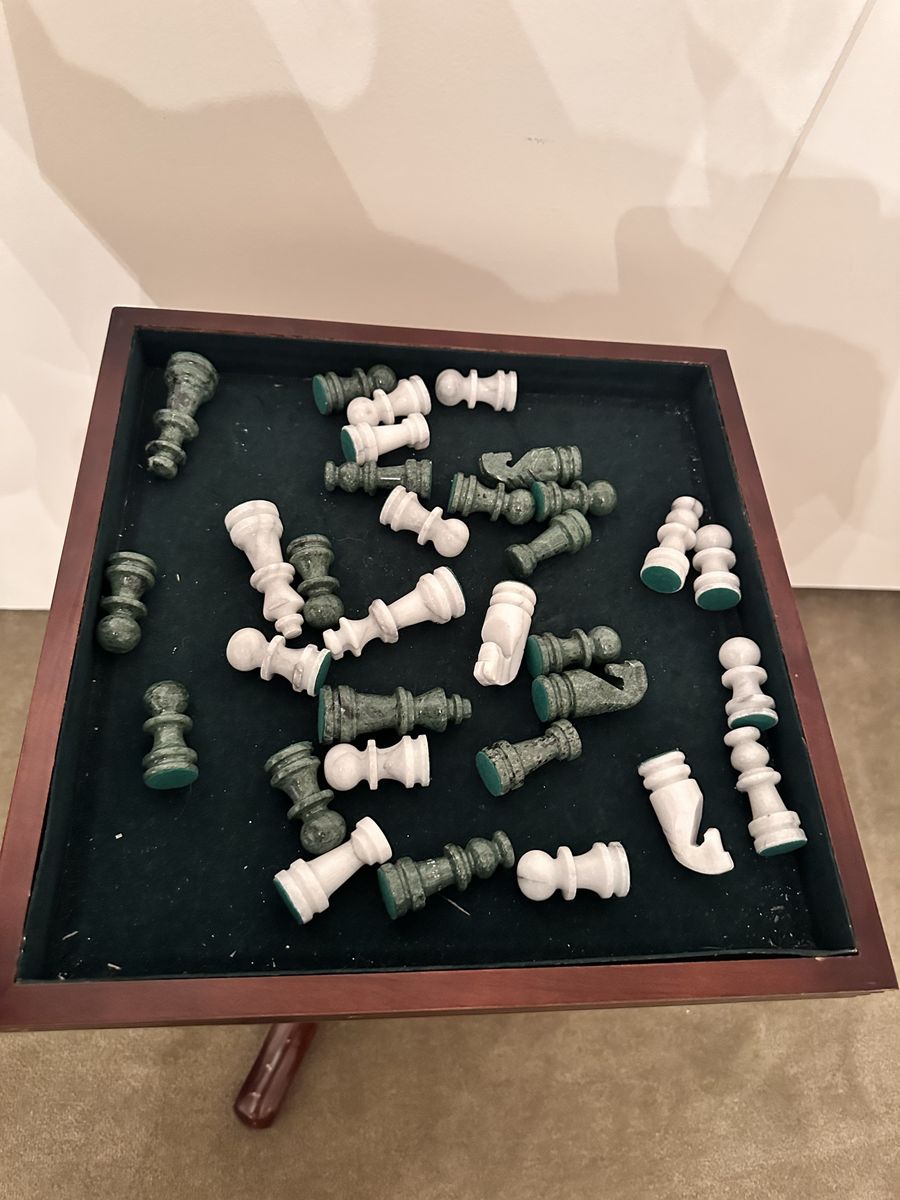 Main image 3