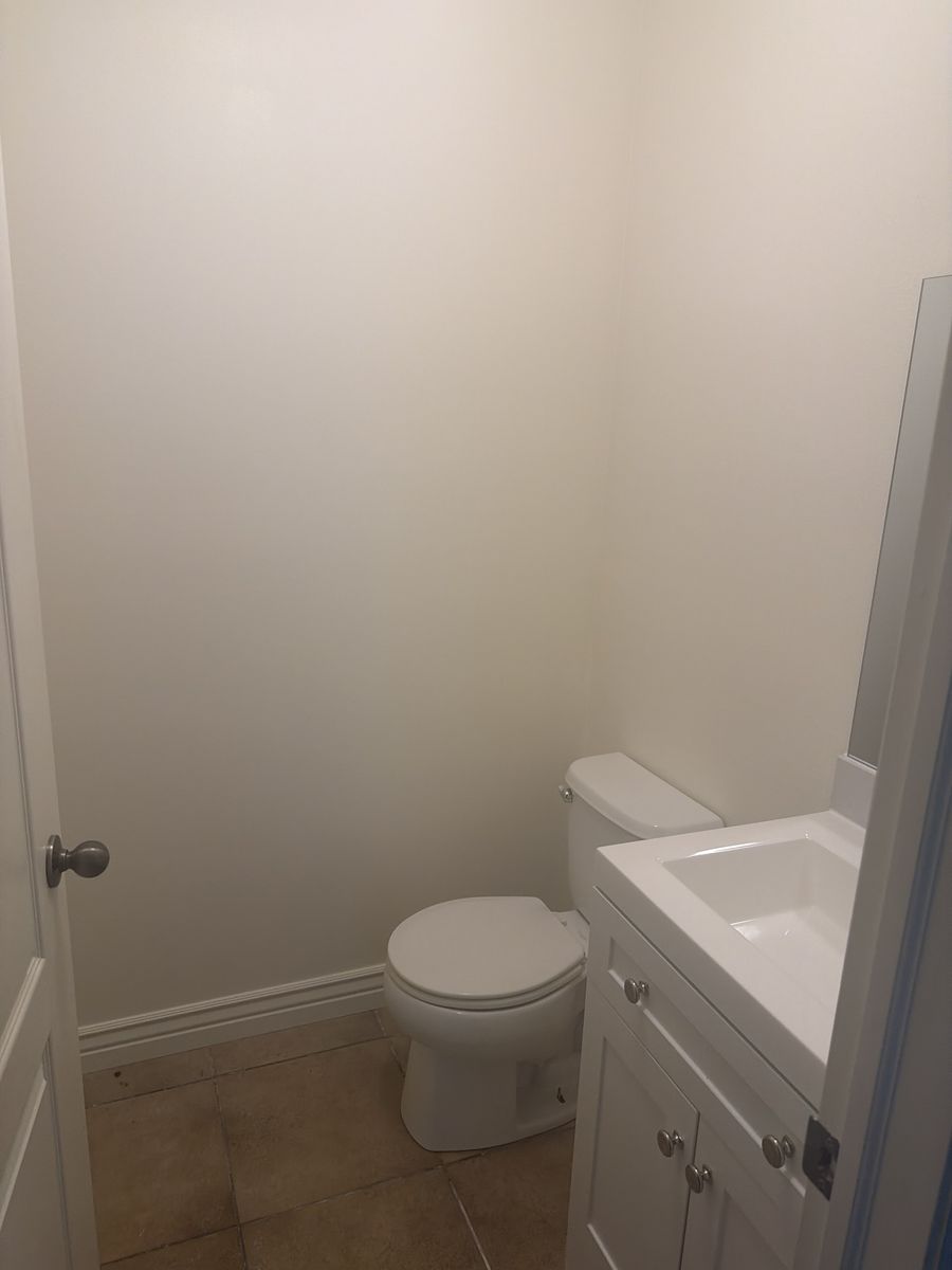 Main image 13