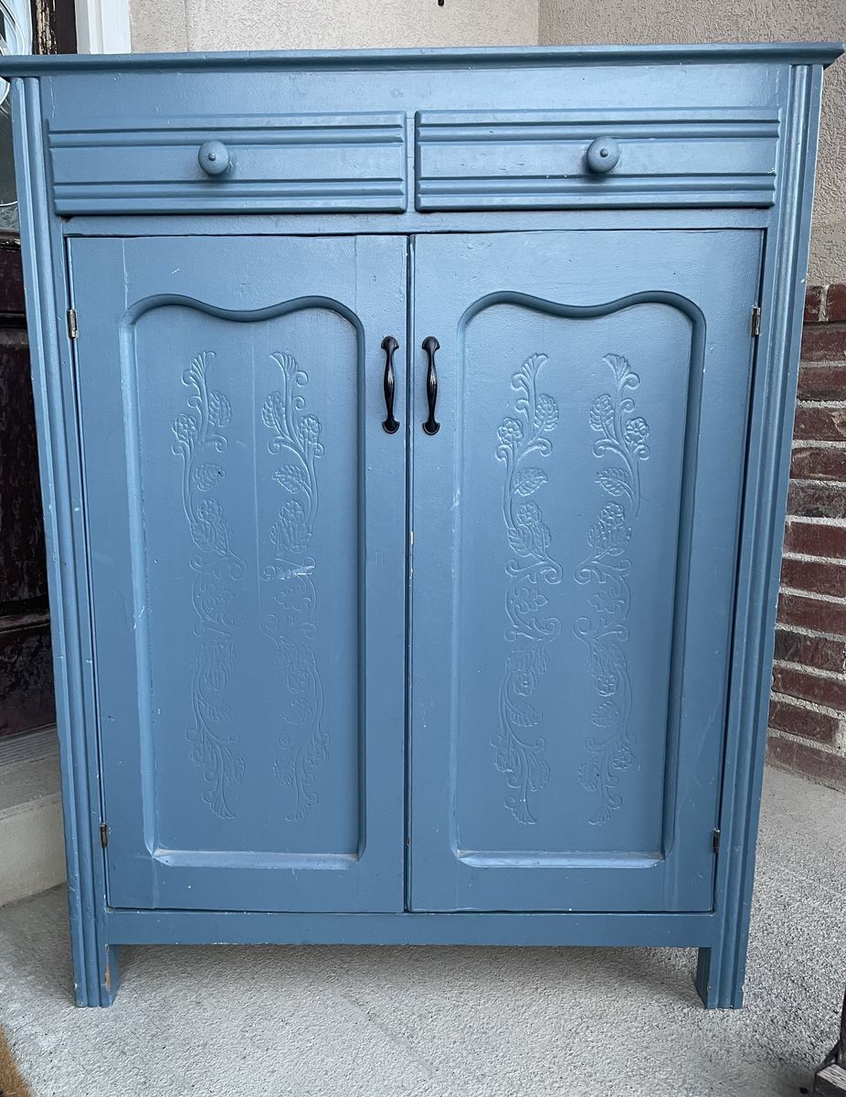 Pioneer Dish Cupboard- So Cute!