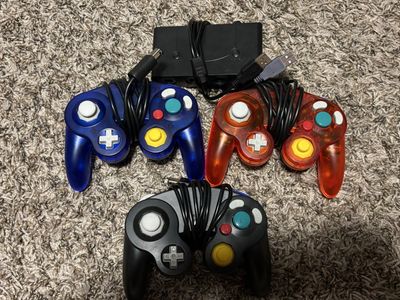 GameCube Style Controllers Bundle of 3 with USB Adapter Blue Red Black