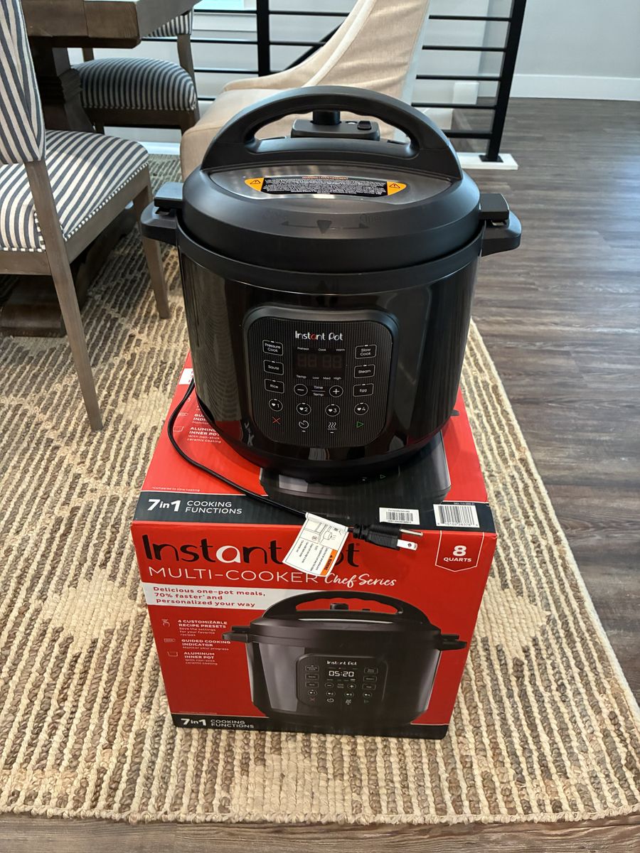 Instant Pot Multi-Cooker Chef Series 8 Quarts