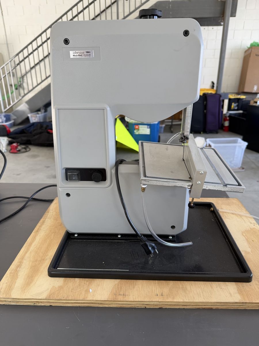 Main image 3
