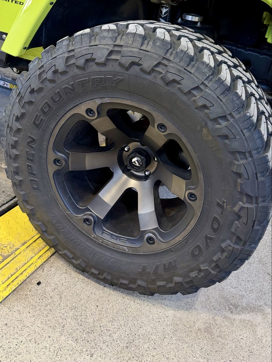 Set of 5 new Toyo Open Country M/T 38x15.50R20 Tires, Fuel Beast MDB  20x12 Wheels +   Only $3,300 OBO! Original $8,102.50