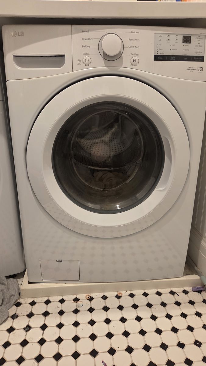 LG front loader washing machine