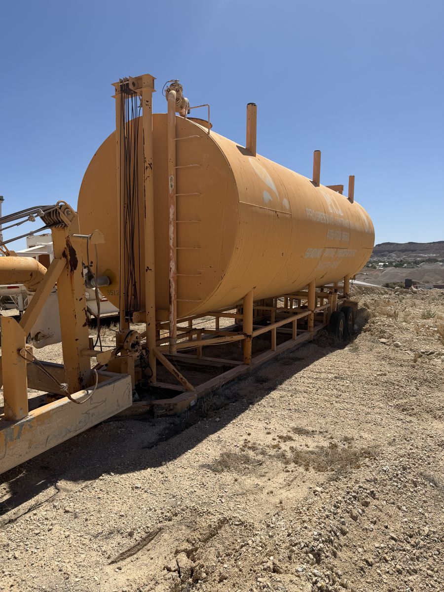 Large Yellow Industrial Fuel Storage Tank Trailer - Used