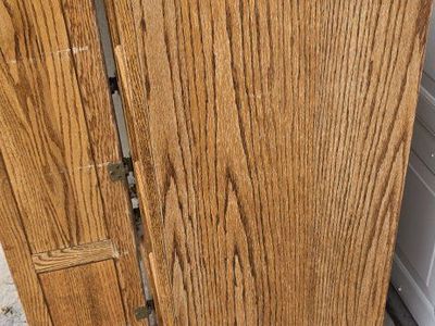 Free - narrow cabinets with wheels and 4 shelves on rollers