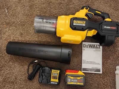 New DEWALT FLEXVOLT 60V MAX 125 MPH 600 CFM Brushless Cordless Blower Kit w/ 9Ah Battery & Charger