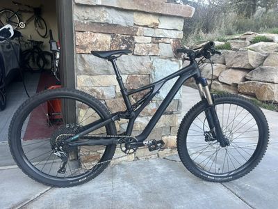 2019 Specialized Stumpjumper 27.5 Medium