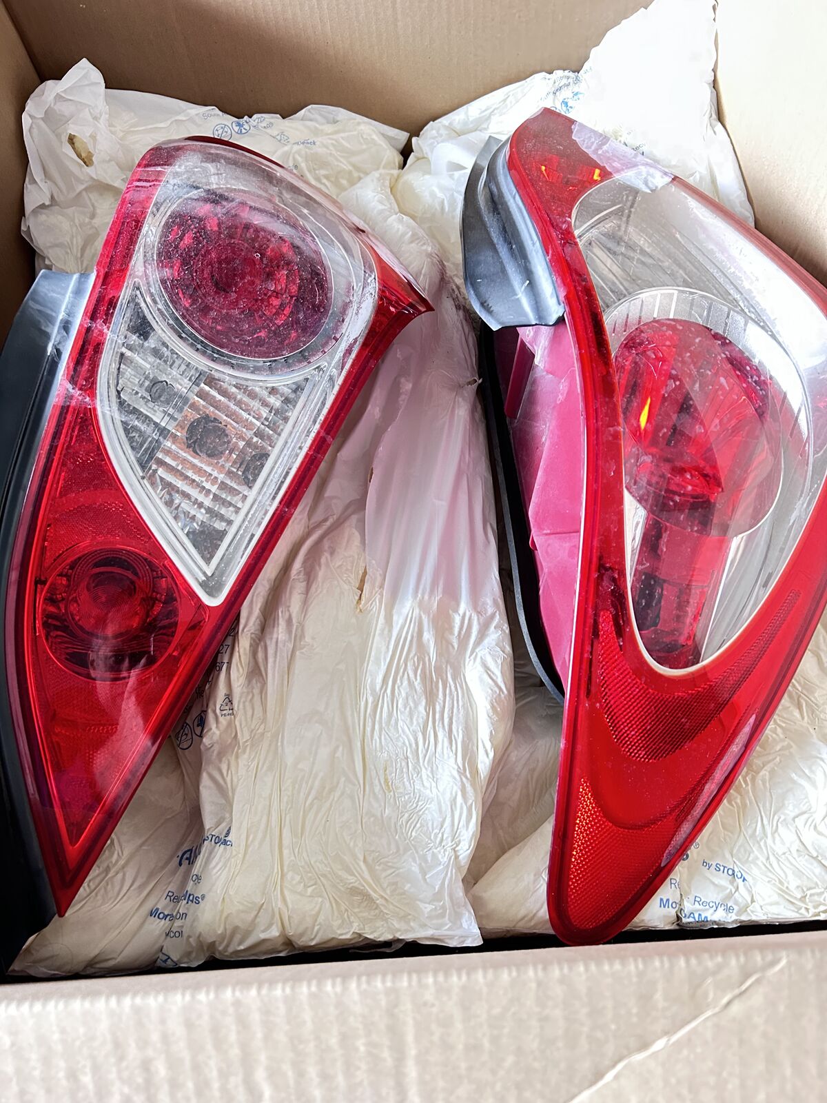 2009-2012 hyundai genesis coupe tail lights