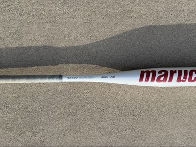 Marucci CAT 7 32/27 (-5) 2 5/8" Alloy Bat